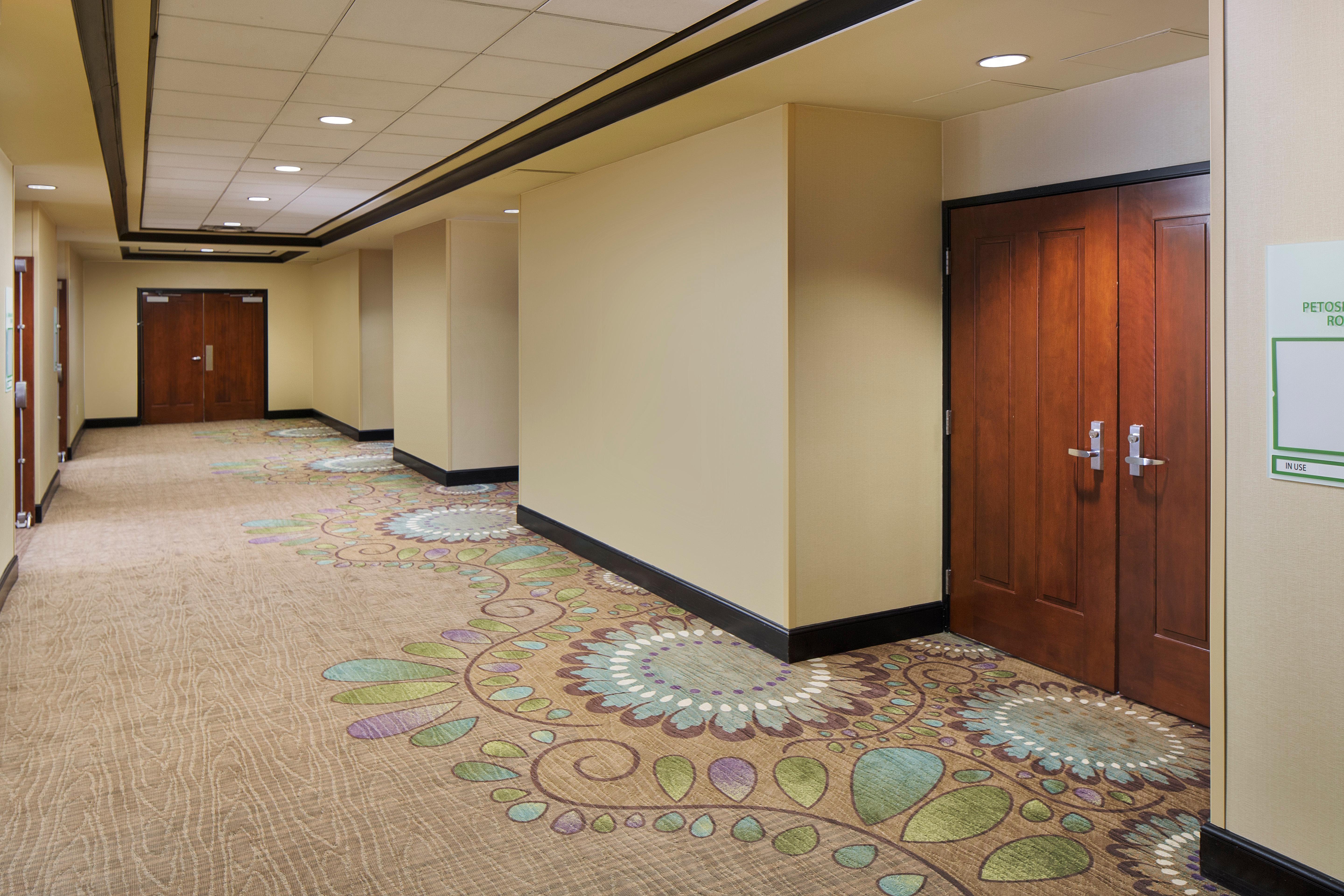 Holiday Inn Grand Rapids-Airport By Ihg Exterior foto