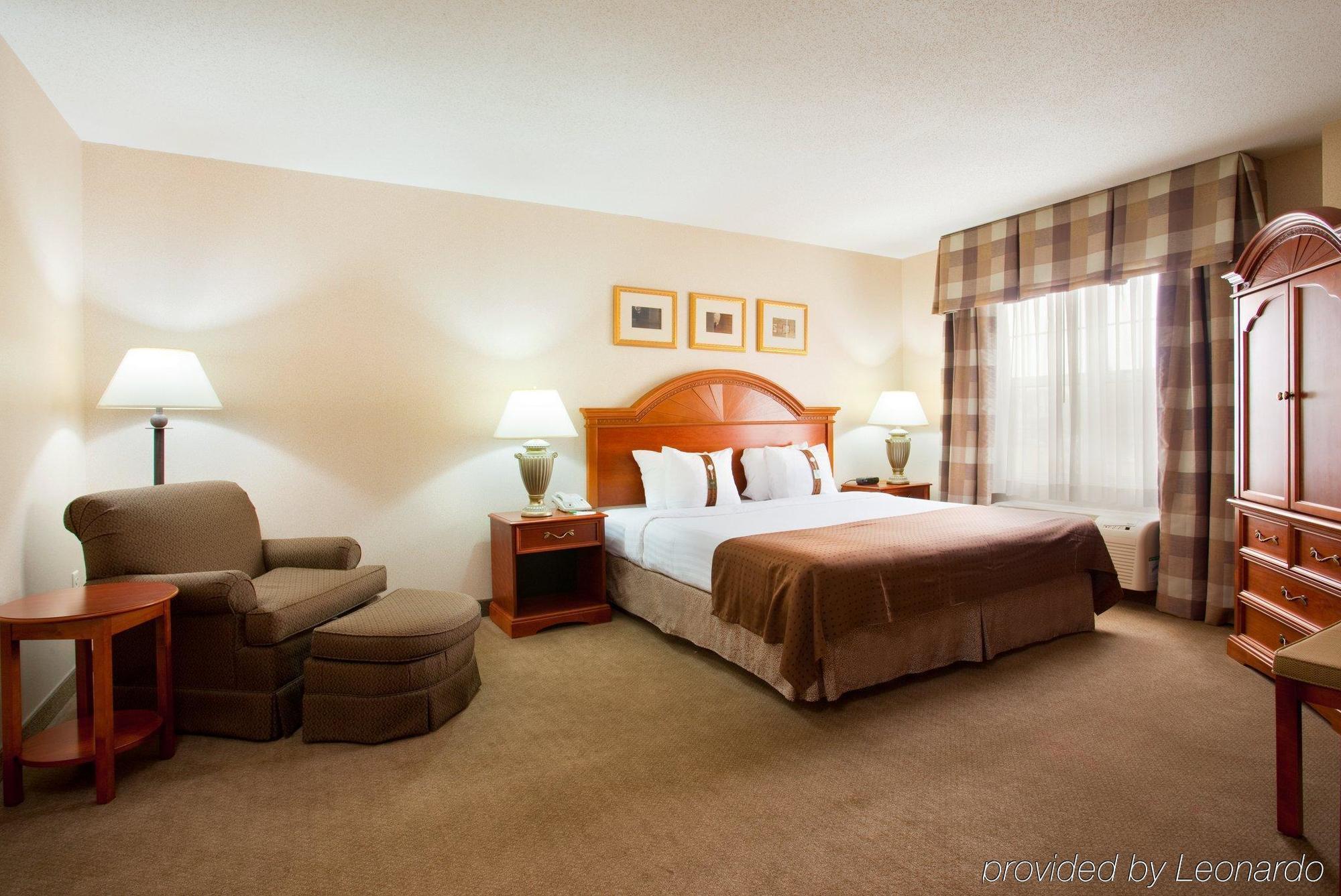 Holiday Inn Grand Rapids-Airport By Ihg Exterior foto