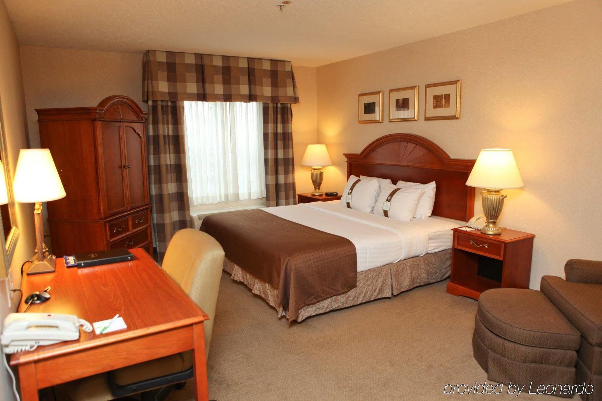Holiday Inn Grand Rapids-Airport By Ihg Exterior foto